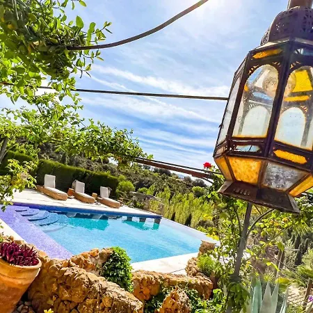 Cortijo La Serena Bed & Breakfast